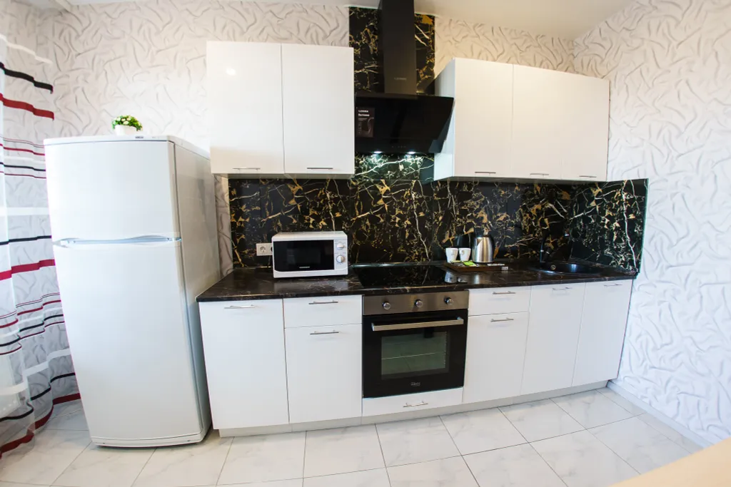 Однушка с двуспальной кроватью и диваном