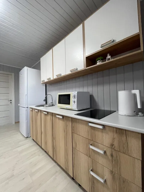 Домик возле моря