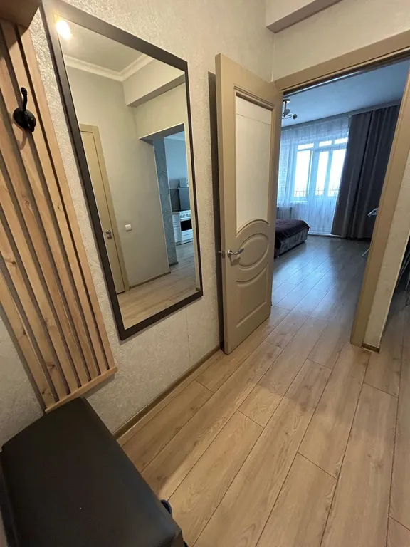 Уютная просторная квартира в центре, рядом ЖД вокзал, остановка Элеватор