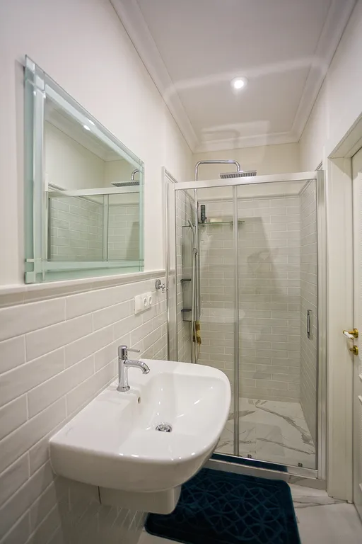 Трёхкомнатный апартамент с видом на море