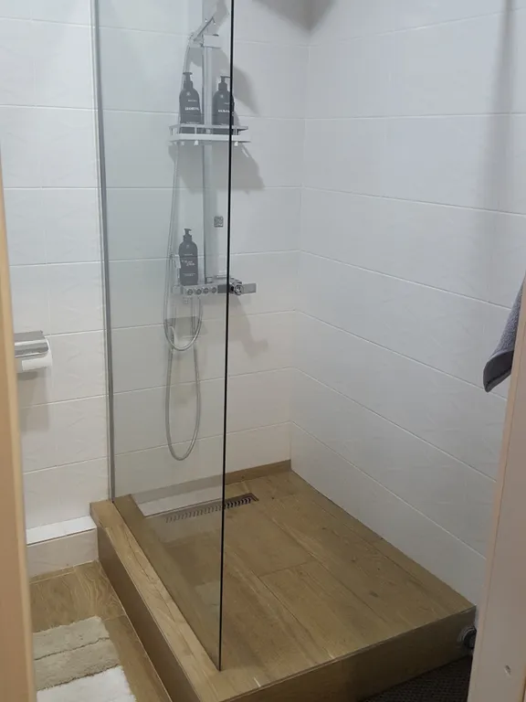 Квартира с дизайнерским ремонтом на набережной Онежского озера