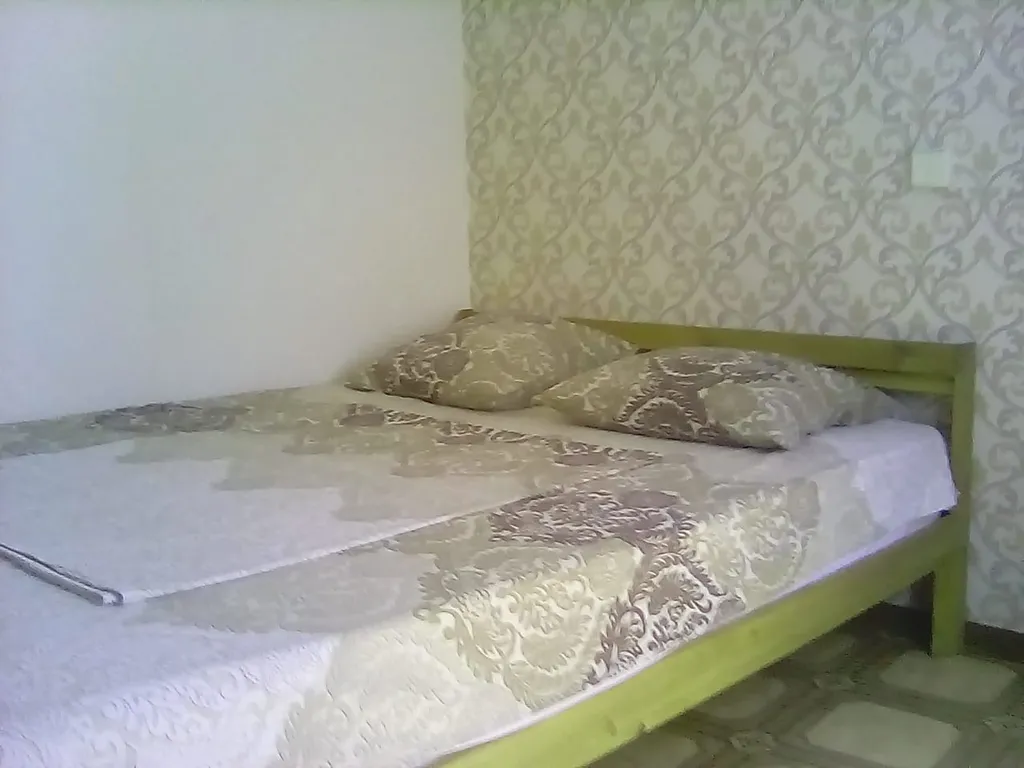 Домик с двором