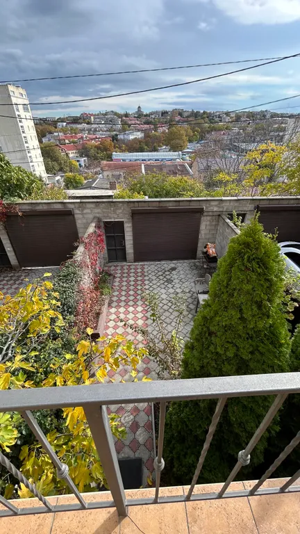 Просторный таунхаус в самом центре Севастополя