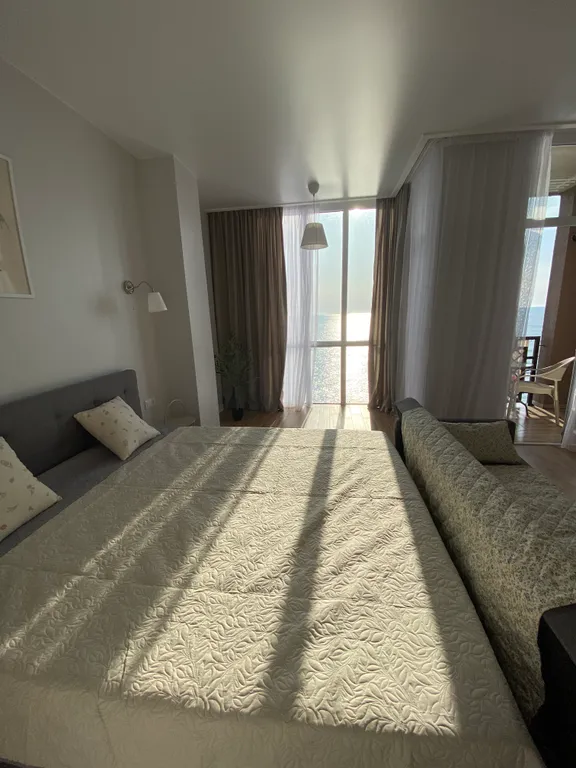 Квартира Апартамент на набережной с видом на море — аренда посуточно в Кобулети