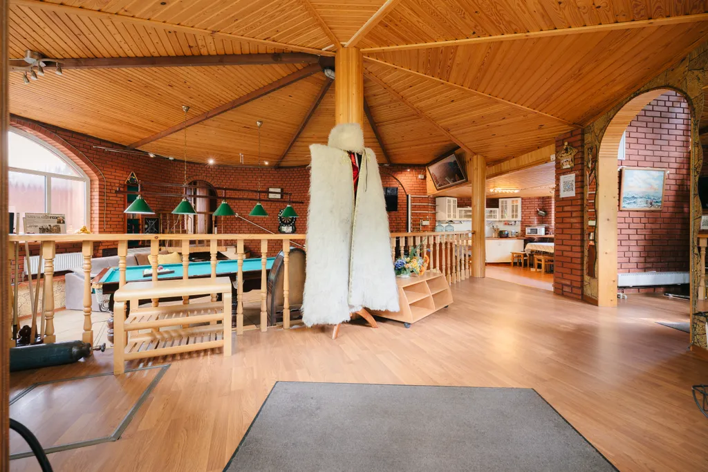 Дом с бильярдом для мероприятий и корпоративов