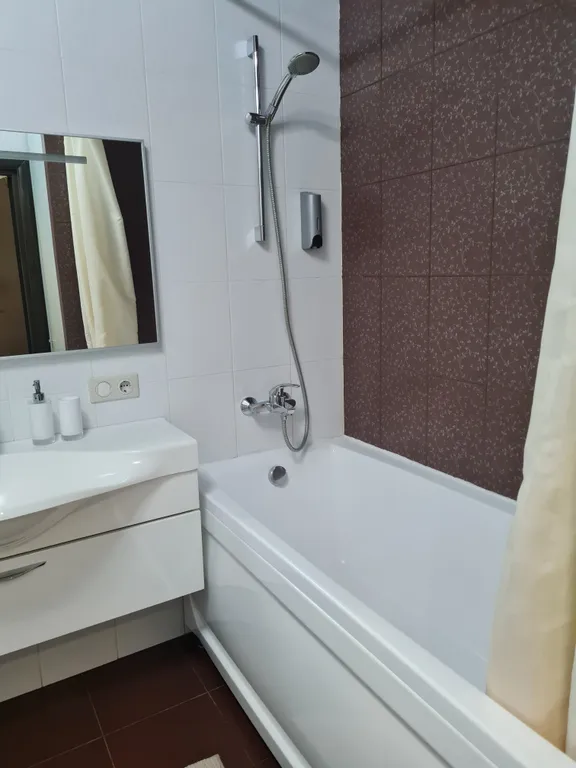 Квартира, чистота и комфорт, хорошая транспортная развязка, до набережной 10 минут