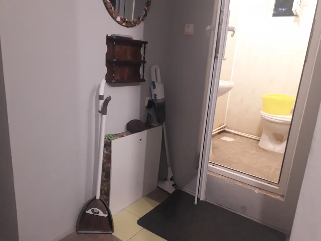 Отдельный номер в госиевом домике со своим входом из парка