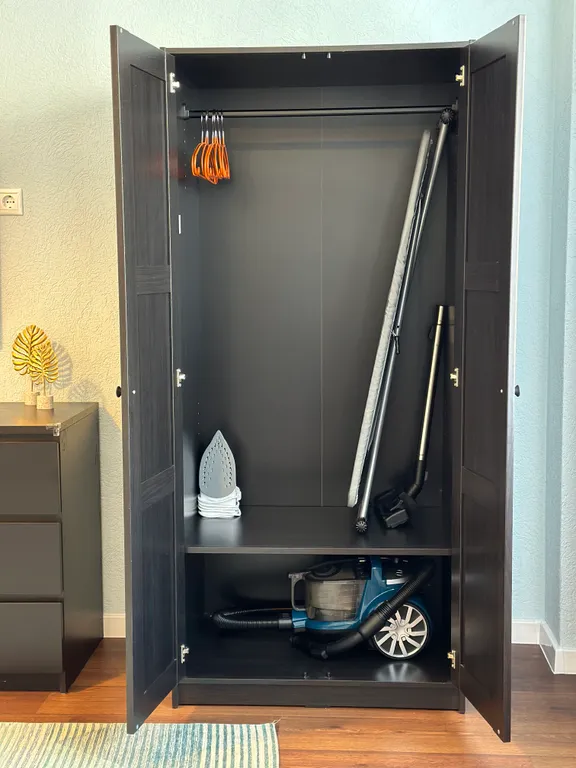 Большая комфортабельная квартира на Набережной Енисея