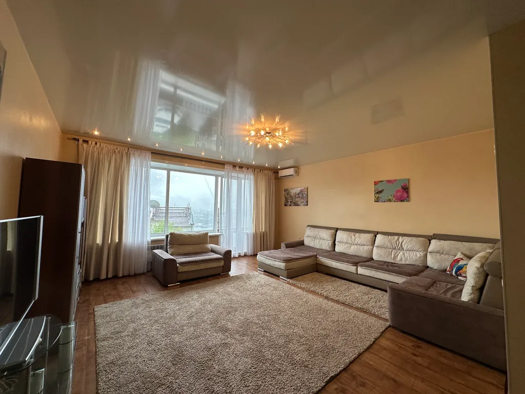 Таунхаус с роскошным видом на бухту Золотой Рог