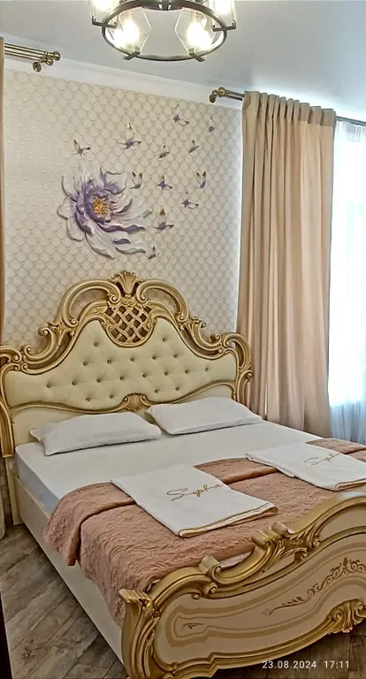 Квартира с видом на горы и набережную в центре города