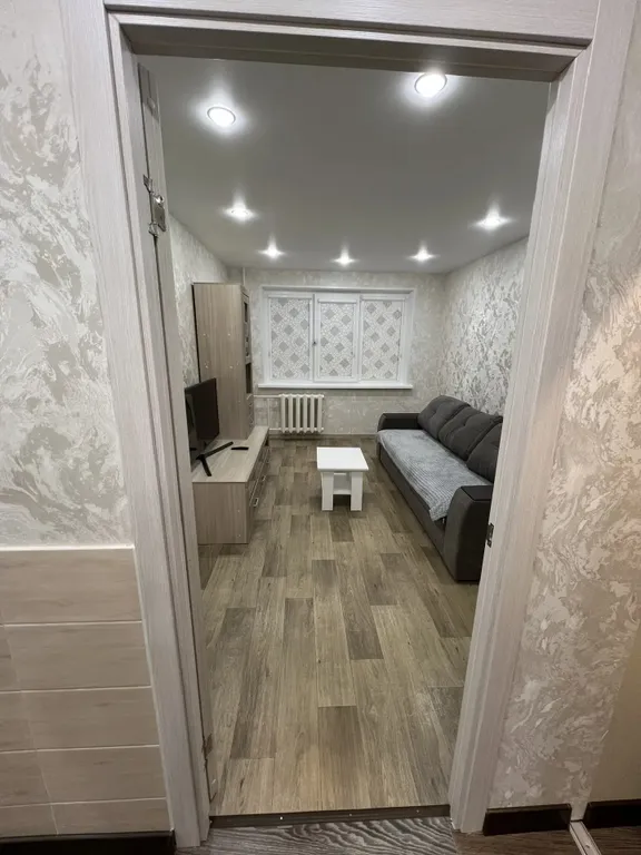 Квартира 2-комнатная Квартира — Кировск