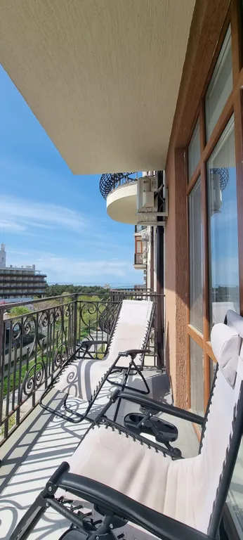 Квартира Просторная светлая квартира с большим балконом и видом на море, горы, закат — Геленджик