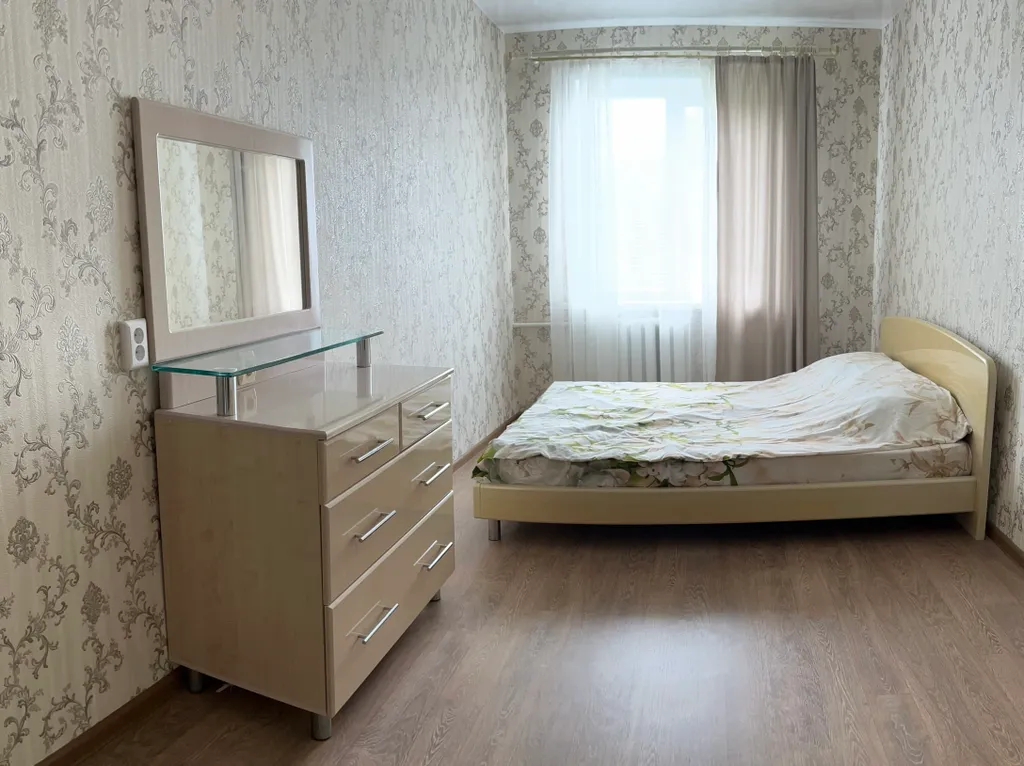 Трёхкомнатная квартира возле парка им. Поддубного — аренда посуточно в Ейск