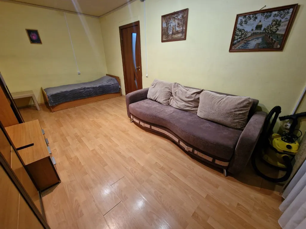 Квартира с балконом