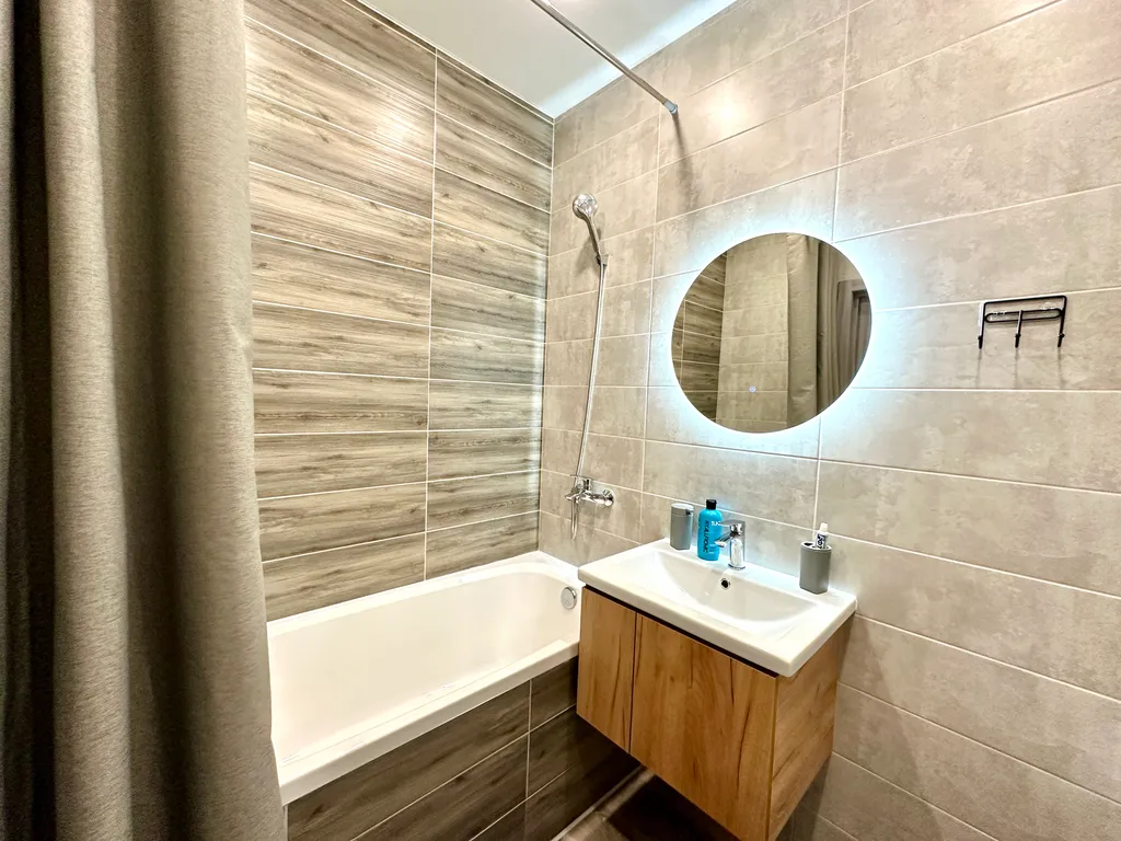 Квартира Апартаменты Эвкалипт с дизайнерским ремонтом в современном районе — Тюмень