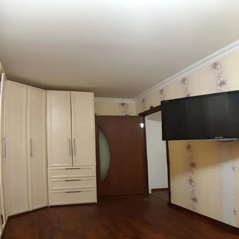 Квартира в центре города с мебелью и бытовой техникой