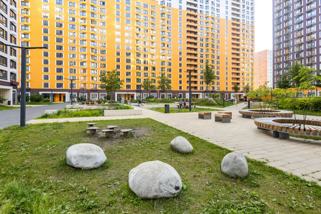 Бoльшaя стильная студия возле ТЦ Саларис