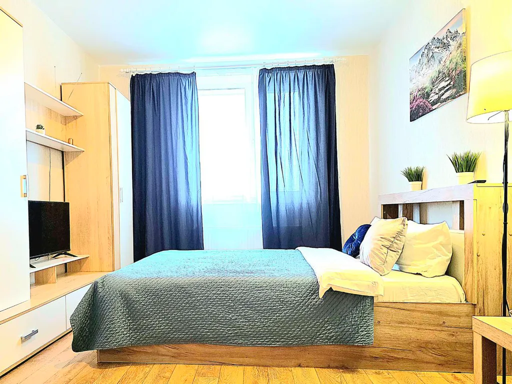 Новая квартира в Кировском районе, рядом завод / отчетные документы