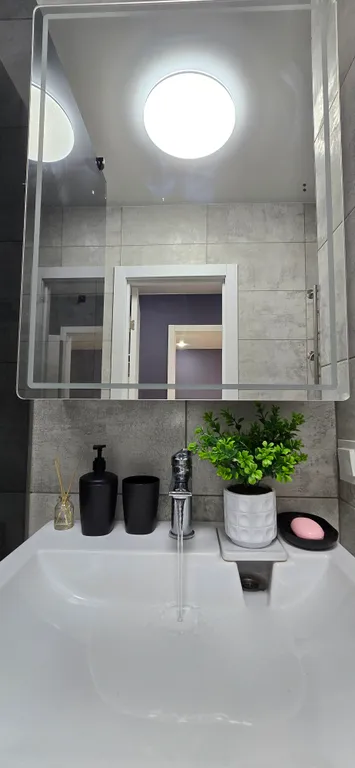 Светлая и просторная двухкомнатная квартира