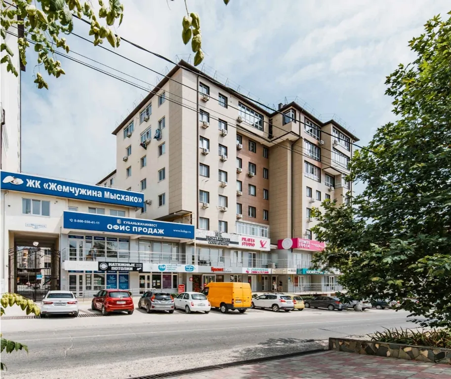 Уютная двухкомнатная студия у моря