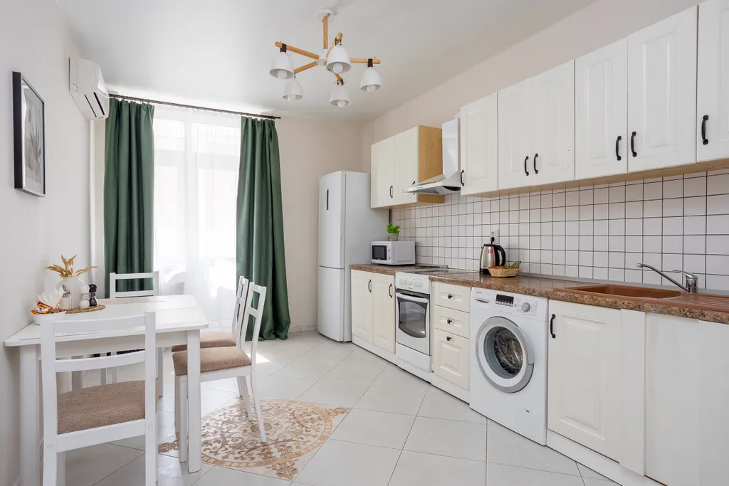 Апартамент LikeHome Карамель c видом на стадион и парк