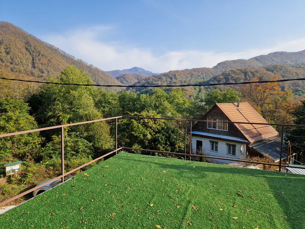 Коттедж Дом у реки Сочи с панорамным видом на горы — Пластунка