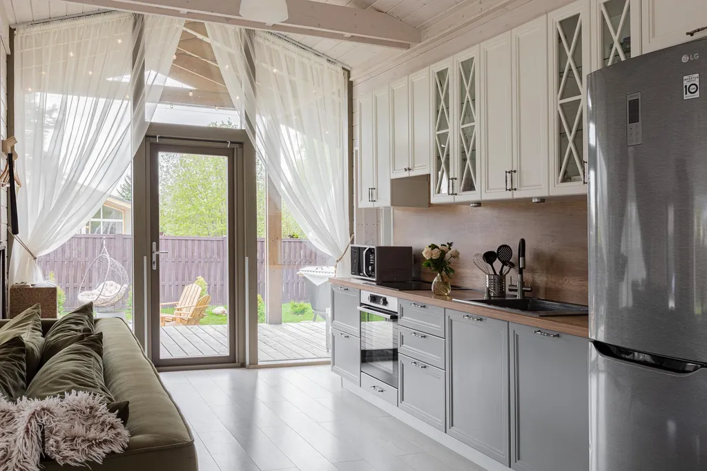 Коттедж Дом "Свет" с 3 отдельными спальнями и чаном — Семеновское