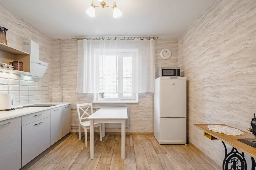 Квартира Светлая просторная квартира с большой кухней у метро — Санкт-Петербург