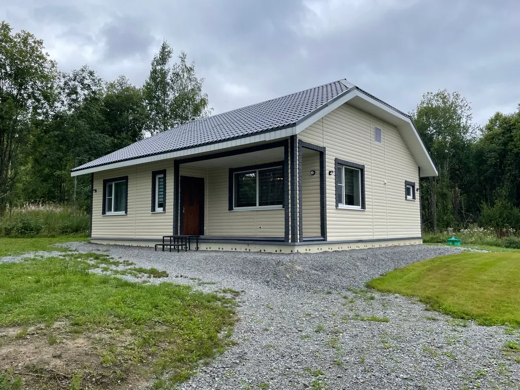 Домик в лесном массиве