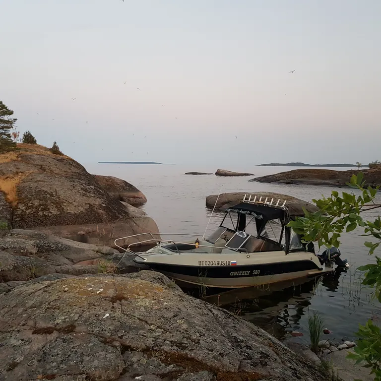 Дом стеклянный с видом на Ладожское озеро