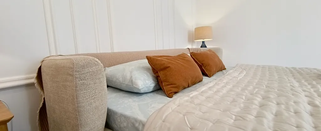 Апартаменты у Мирожского монастыря