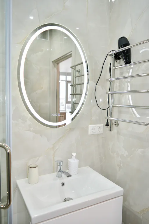 Элитная евродвушка с дизайнерским ремонтом на берегу реки Волга