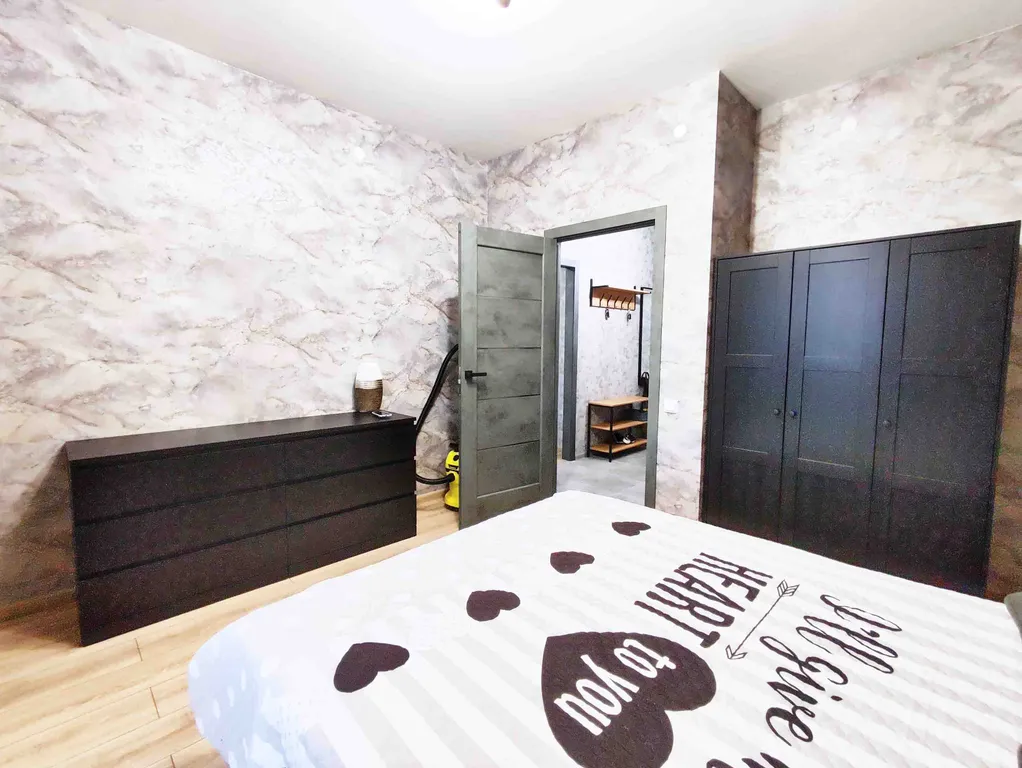 Новая евродвушка с видом на Онежское озеро