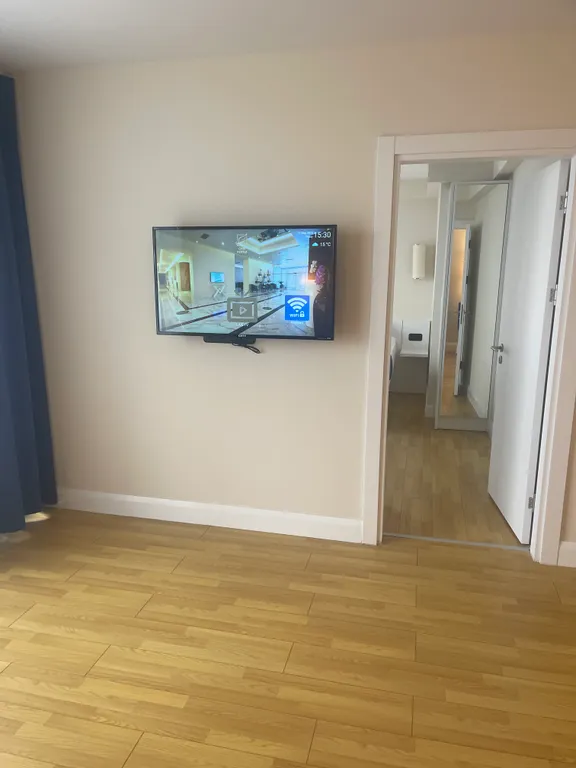 Апартаменты 2 х комнатные с видом на море на высоком этаже