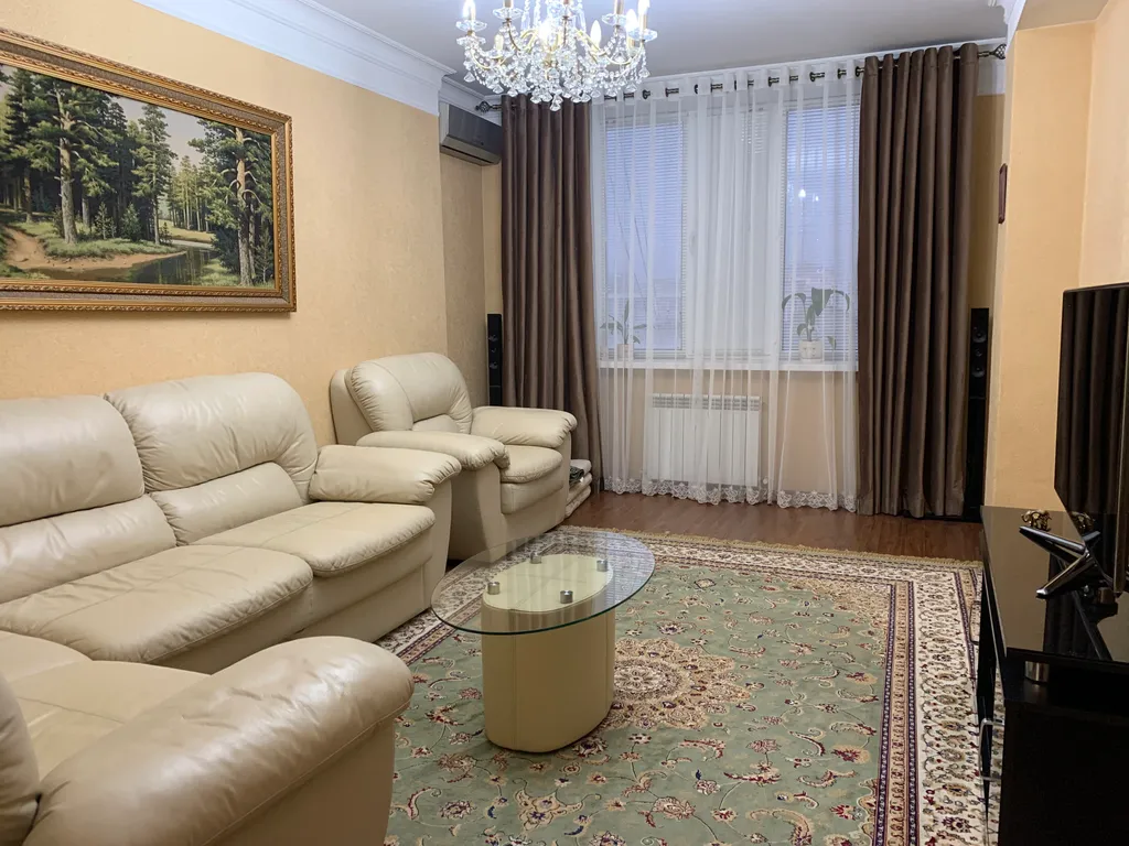 Уютная квартира на кольце с красивым видом на город и горы — аренда посуточно в Махачкала