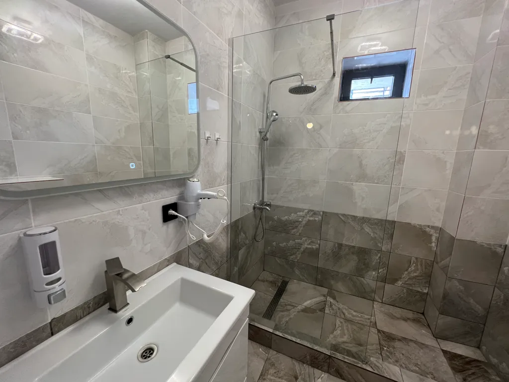 Номер в 3 минутах до поляны Азау