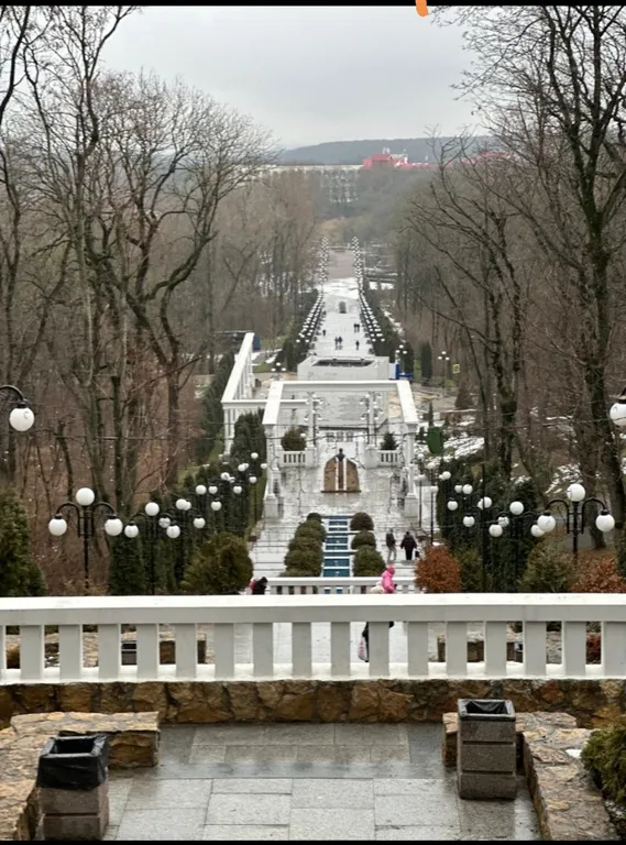 Уютная квартира в тихом районе с развитой инфраструктурой.