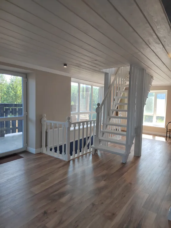 Дом коттедж с дизайнерским ремонтом