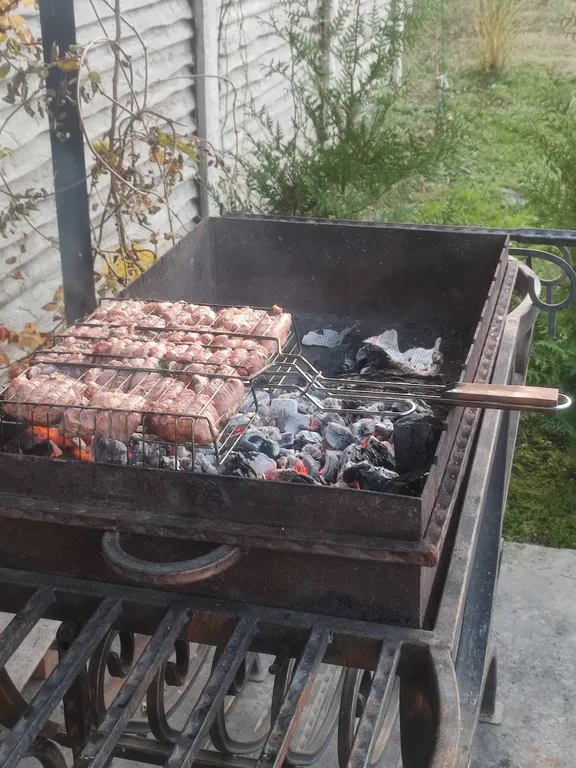 Уютный дом с беседкой и костровой зоной