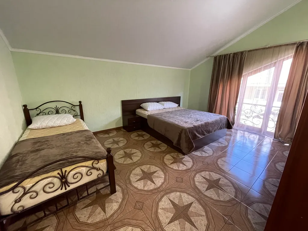 Уютный и просторный коттедж в центре поселка