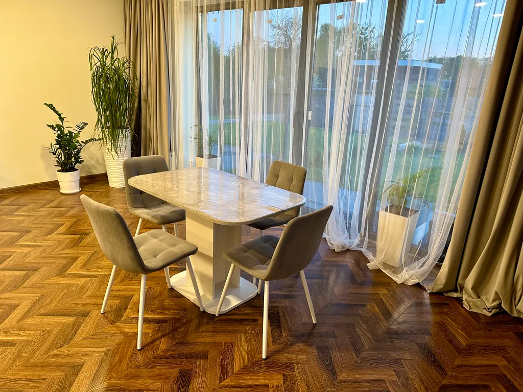 Уютная секция в живописном месте