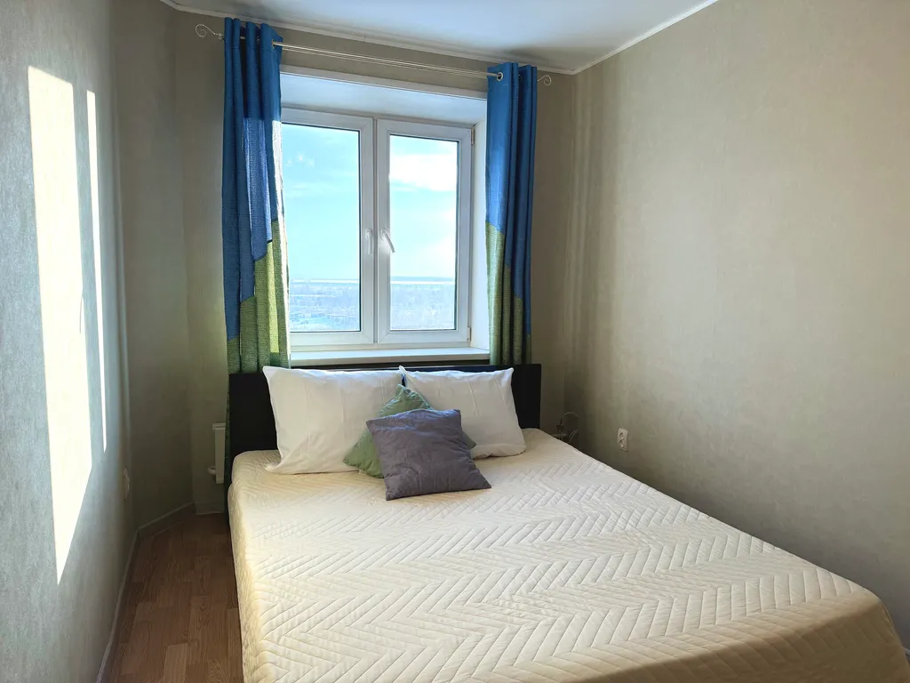 2-комнатная на Дикопольцева