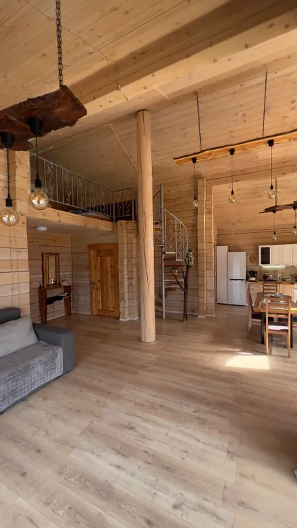 Маленькая кедровая вилла VillasViktoria