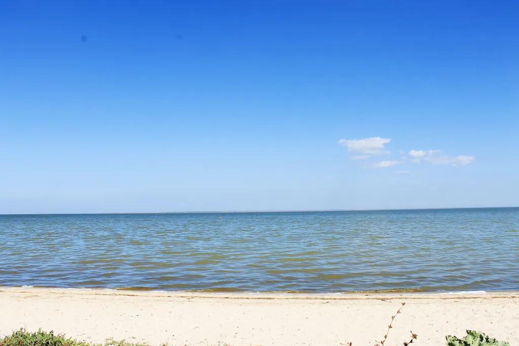 Коттедж у моря со своим двором до 11 человек, беседка, костровая чаша.