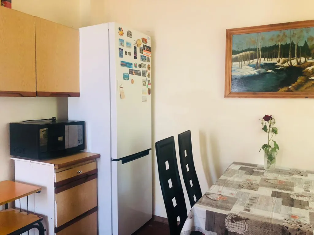 Дом для отдыха с большой беседкой