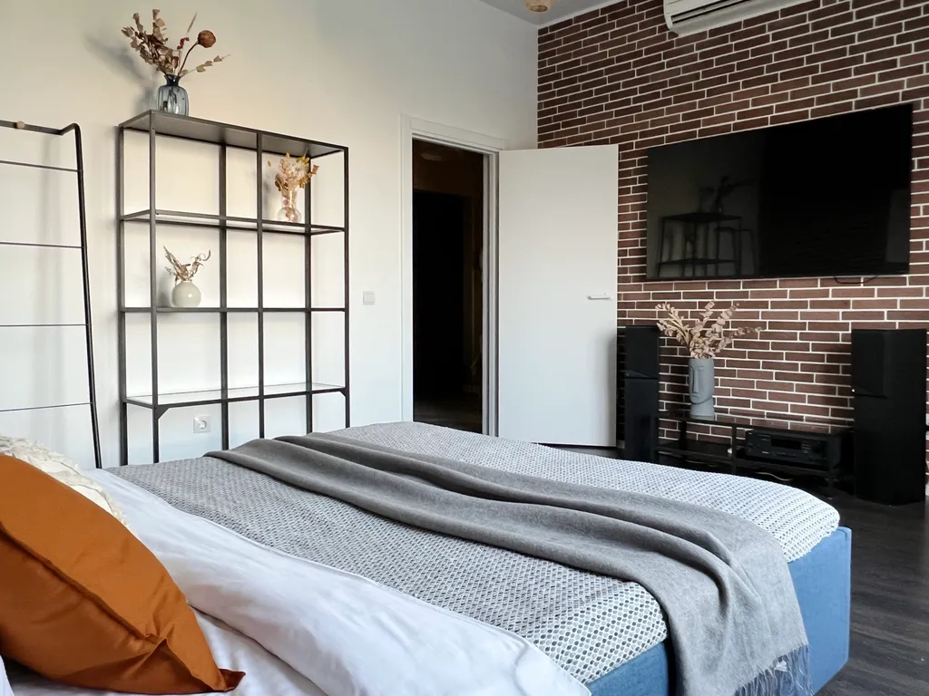 Квартира Комфортабельная квартира на мансарде с видовой террасой — Пушкин