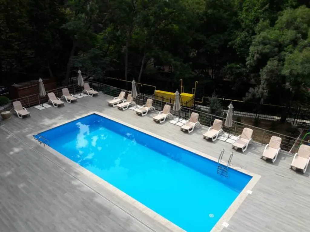 Уютная квартира, со свежим ремонтом, в минуте ходьбы от моря