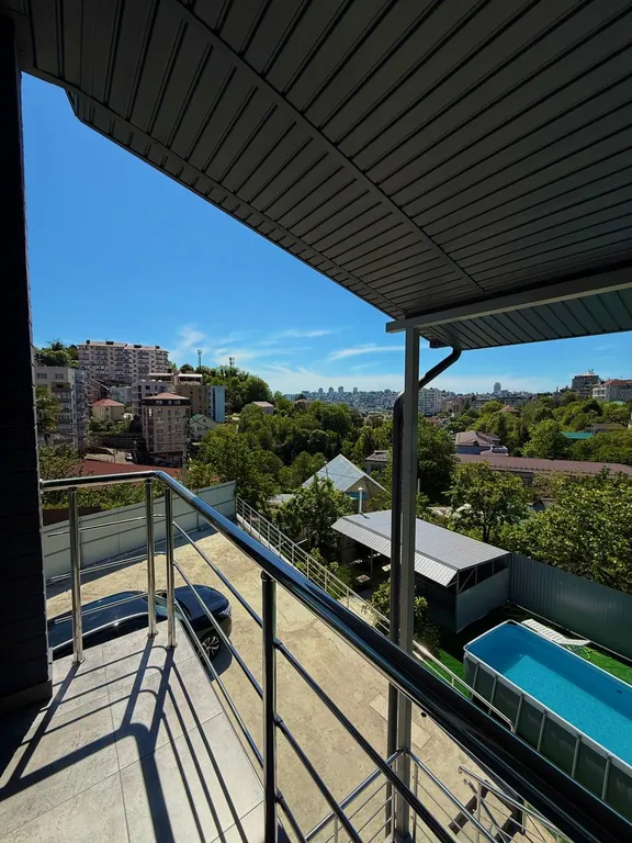 Коттедж с бассейном, спортзалом, барбекю в центре Сочи