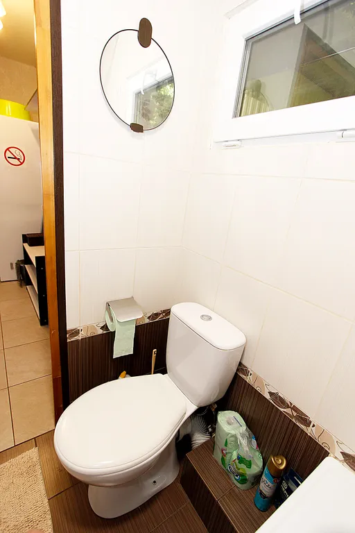 Двухкомнатный дом с уютным двориком