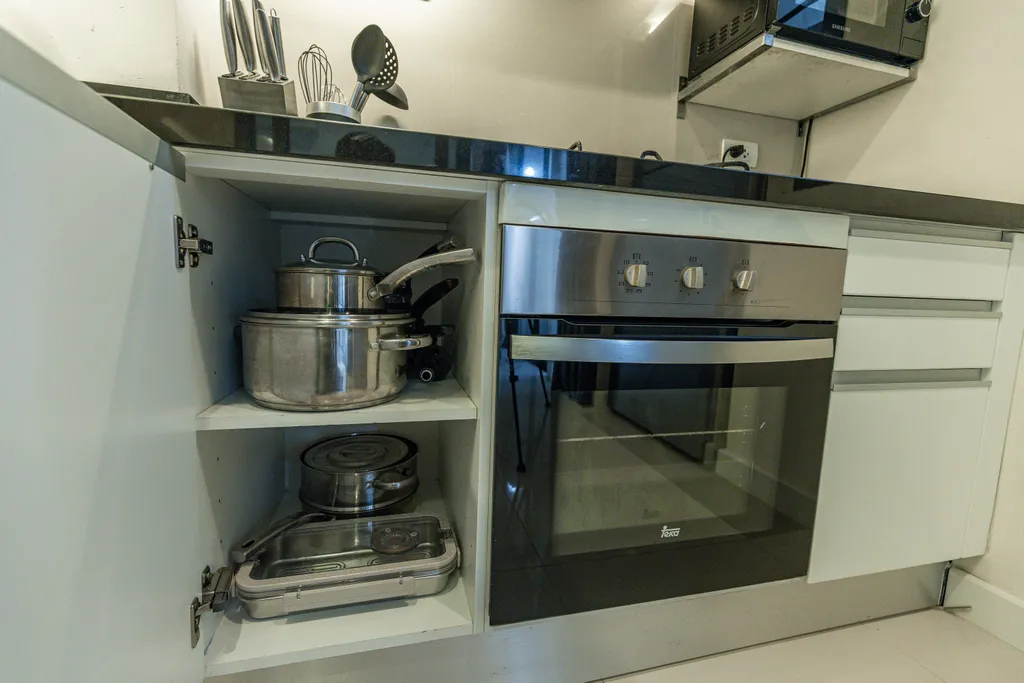 Awesome 3bd Townhouse with a patio